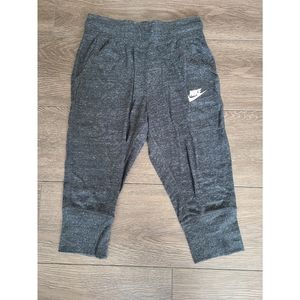 Nike capri sweats